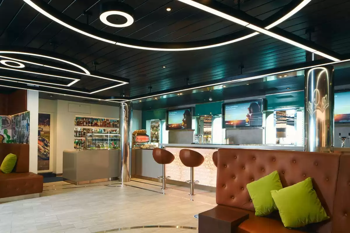 Il  :  cabine 6