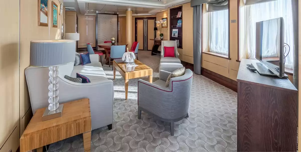 Il Queen Victoria :   32