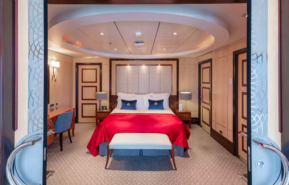 Il Queen Victoria :   49