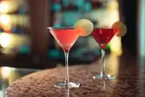 Salon et bar Explorer