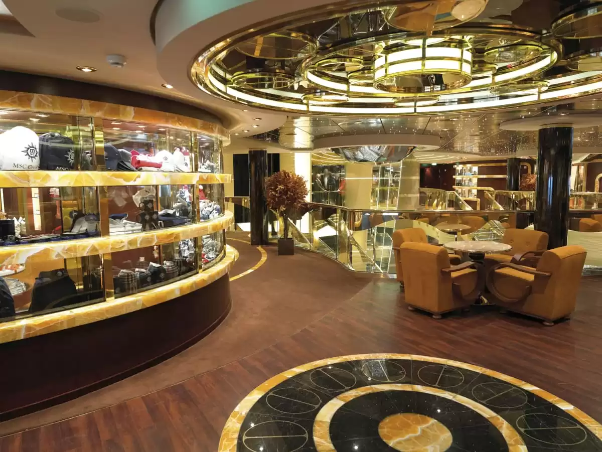 Il MSC Fantasia :  cabine 77