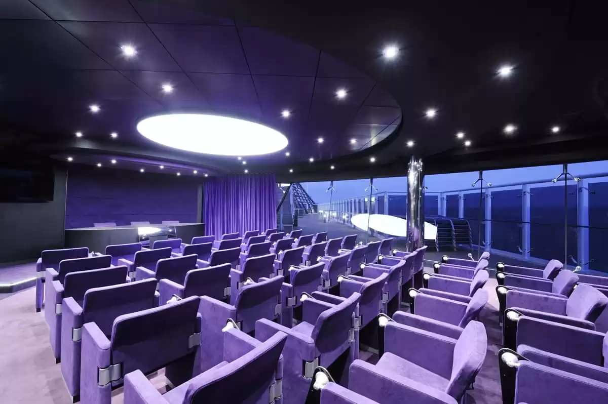 Il  :  cabine 42