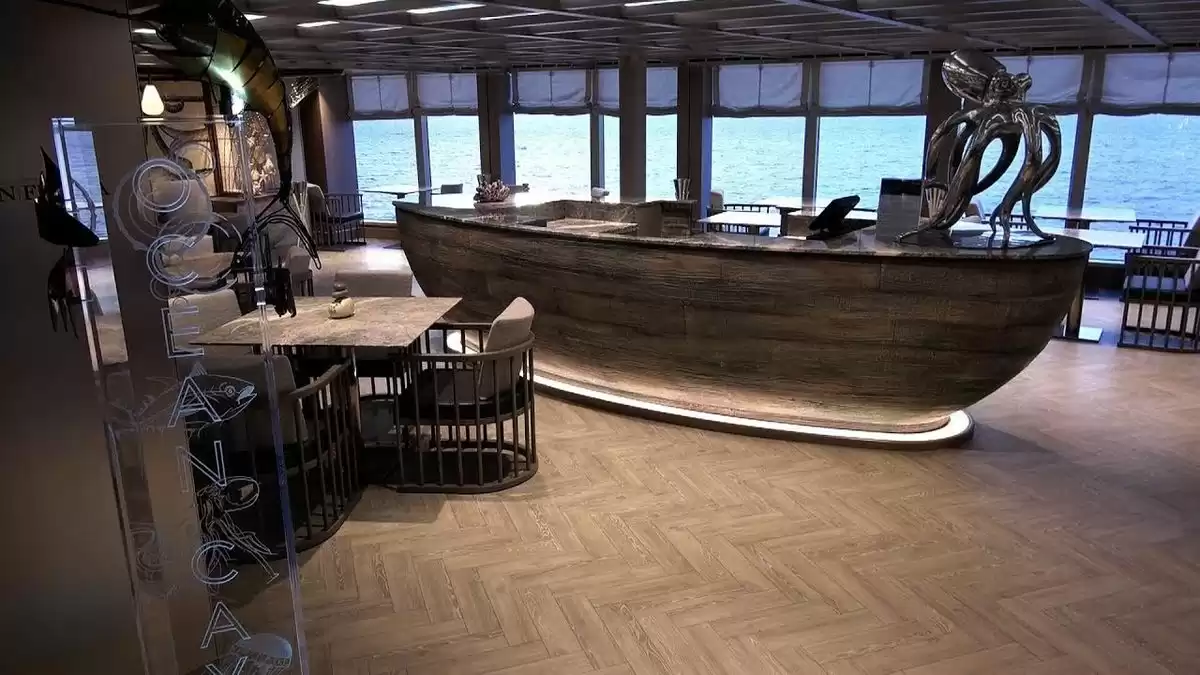 Il  :  cabine 55