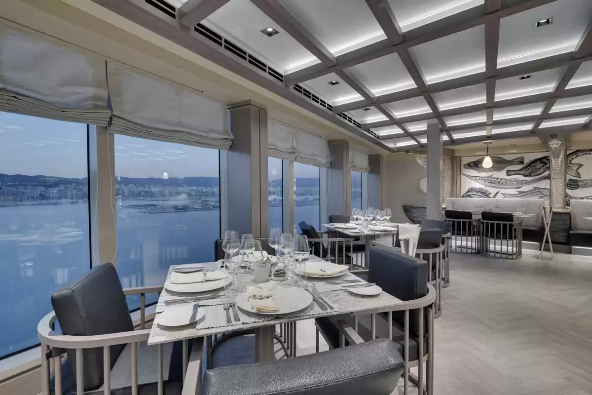 Il  :  cabine 52