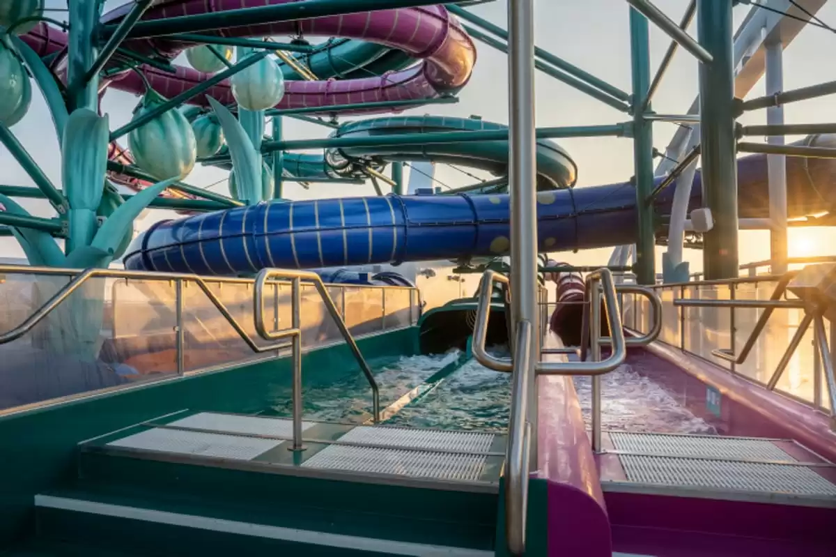 Il MSC World Europa :  cabine 49