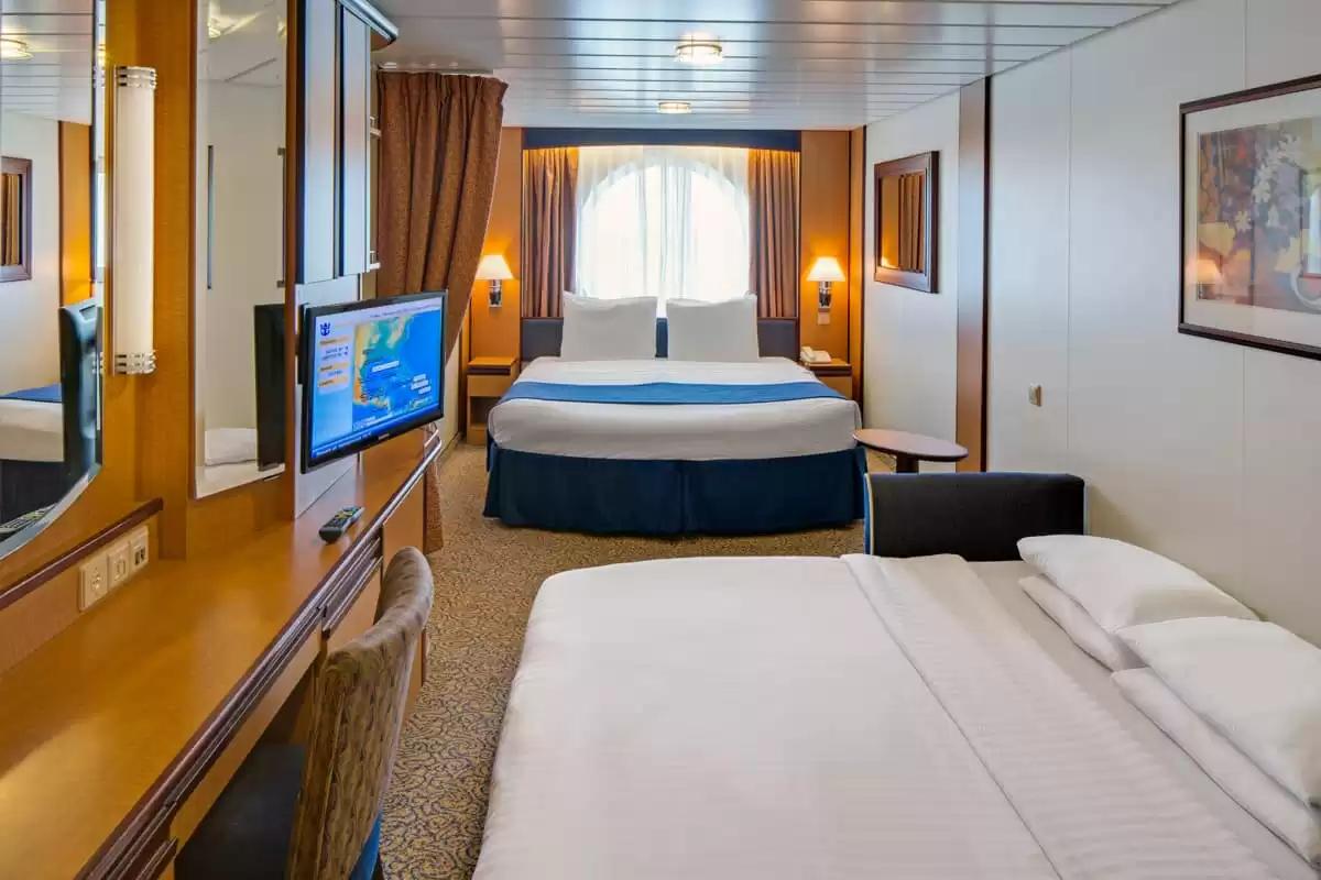 Il Serenade of the Seas :   9