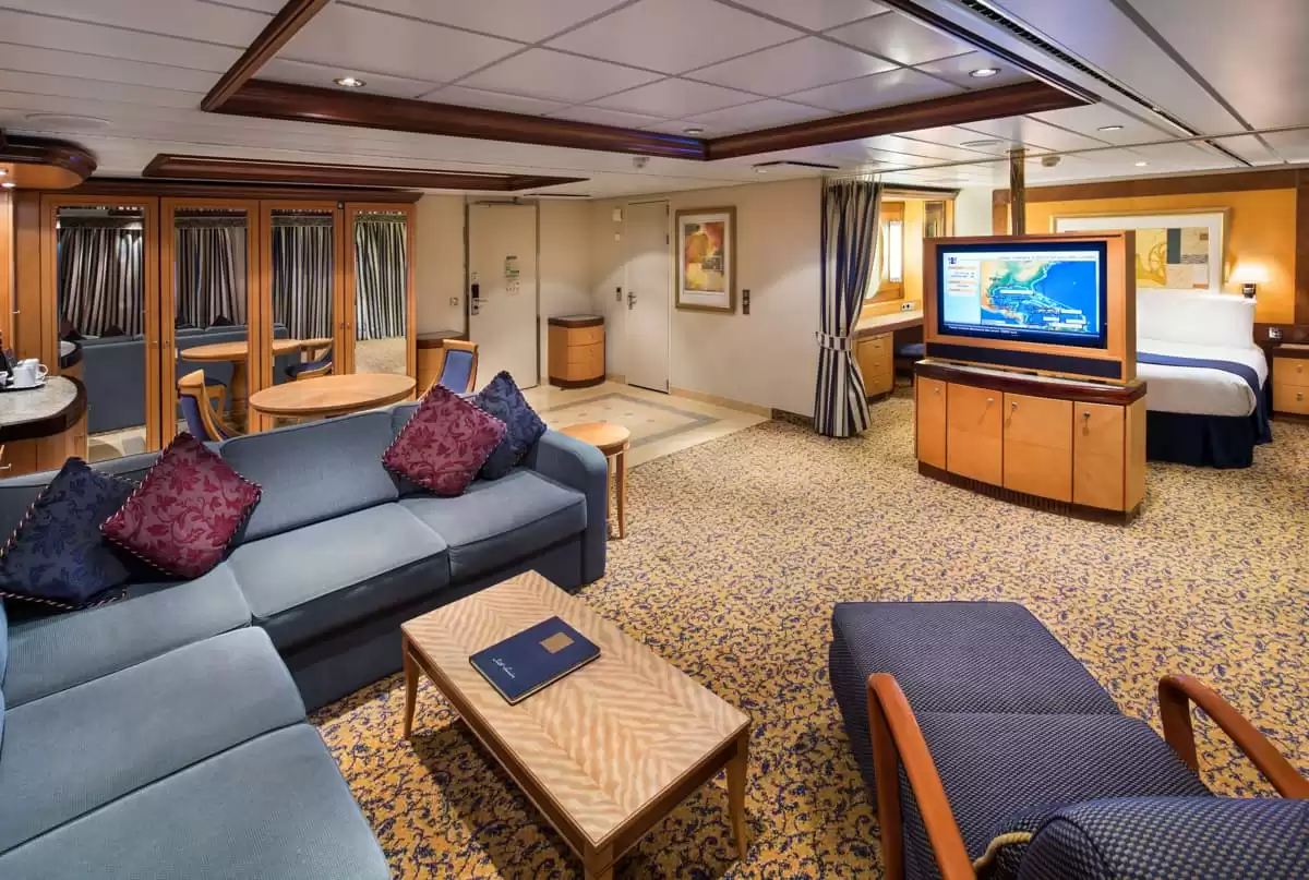 Il Serenade of the Seas :   11