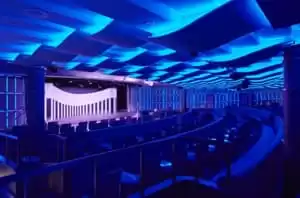 Spectacles au Venetian Lounge