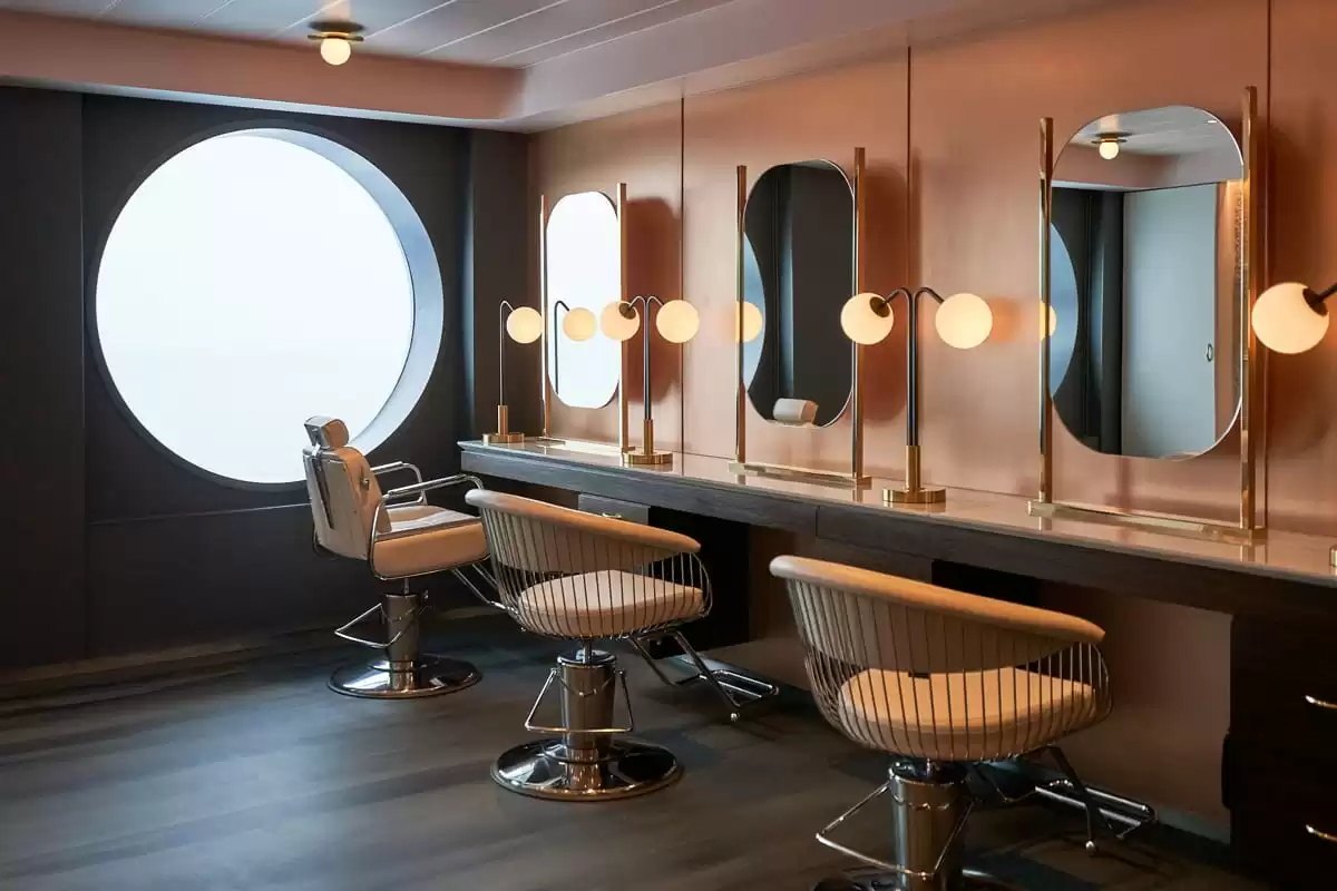 Il  :  cabine 147