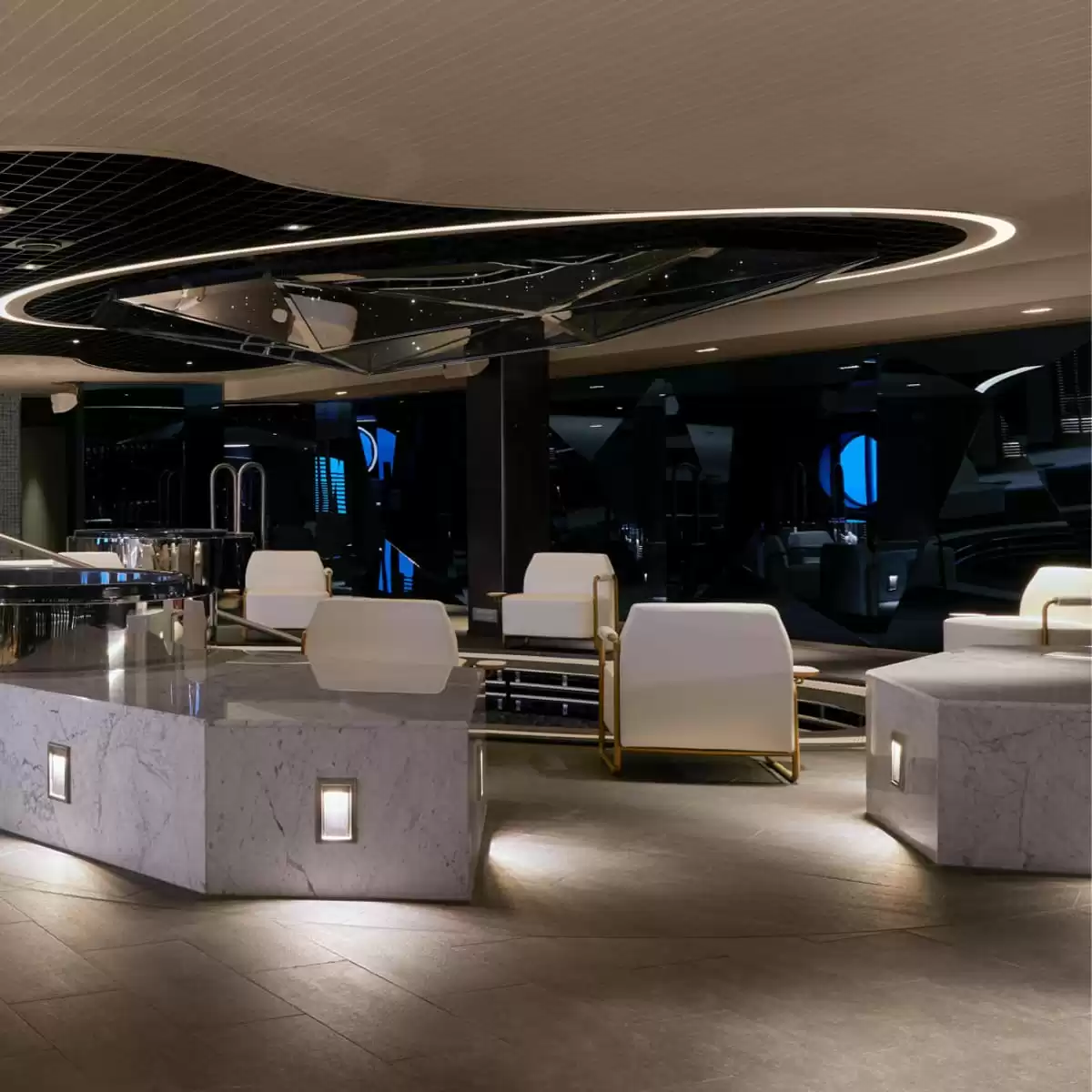Il  :  cabine 153