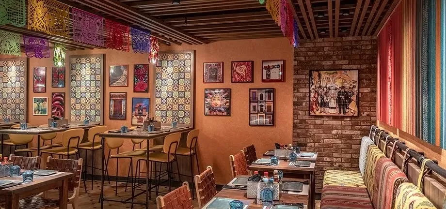 7- HOLA! TACOS & CANTINA <br> SAPORI LATINI A BORDO