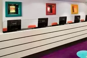 Internet Café