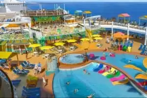 Pool (with outdoor screen)