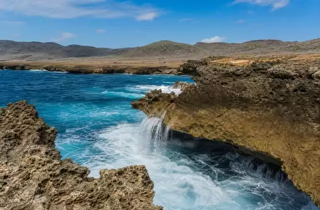 Shete Boka o la costa settentrionale di Curaçao