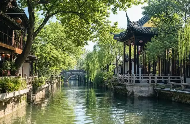 Suzhou o Hangzhou da Shanghai
