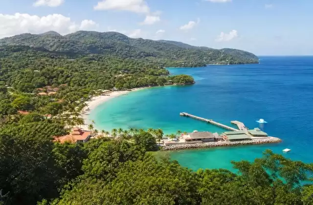 Da Mahogany Bay