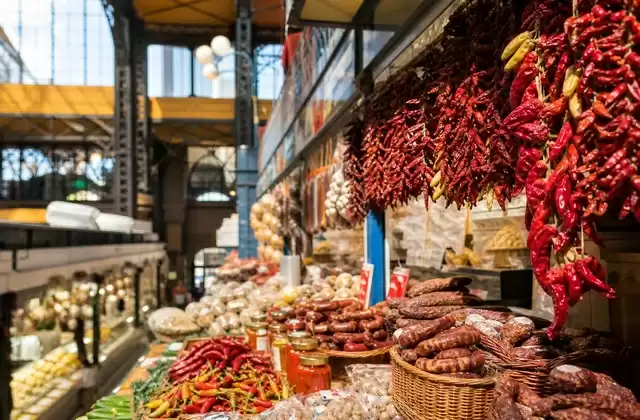Al mercato centrale