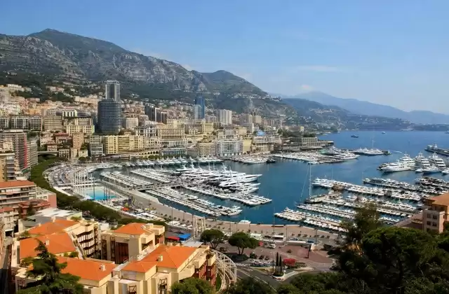 A Port Hercule