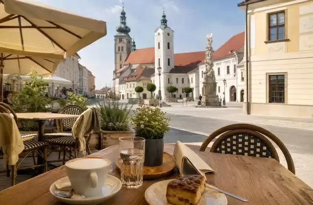 Nei caffè della città vecchia