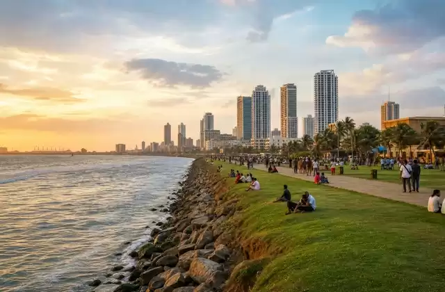 A Galle Face Green