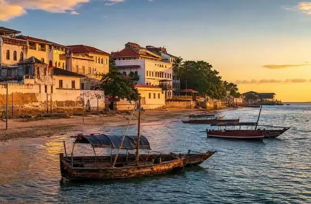 Dal lungomare di Stone Town