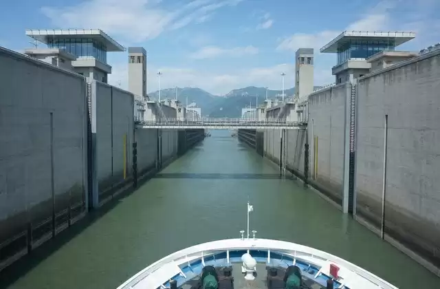 Chiuse della diga