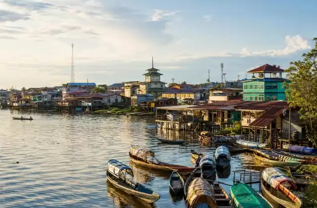 Iquitos e la vita sul fiume