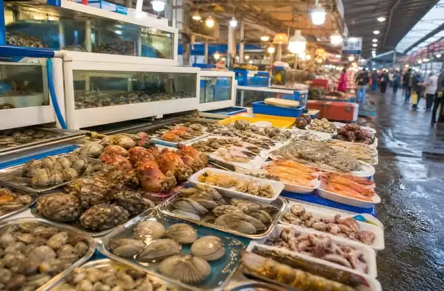 Mercato turistico e ittico di Sokcho