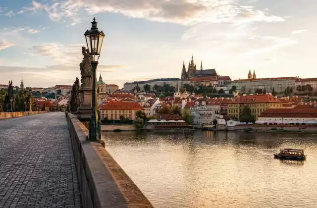 Praga prima o dopo la crociera