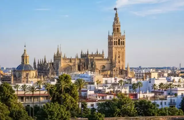 La cattedrale e la Giralda