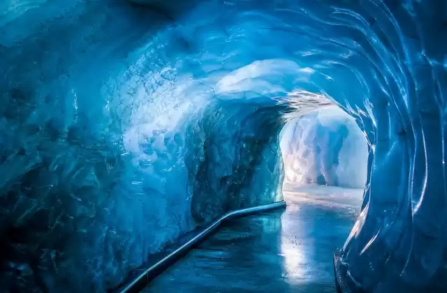 Grotta di ghiaccio al Museo Perlan