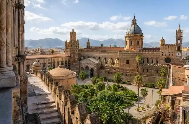 La cattedrale e il Palazzo dei Normanni