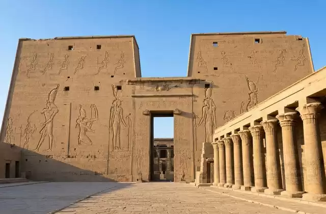 Il tempio di Horus a Edfu