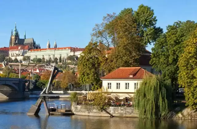 Isola di Kampa