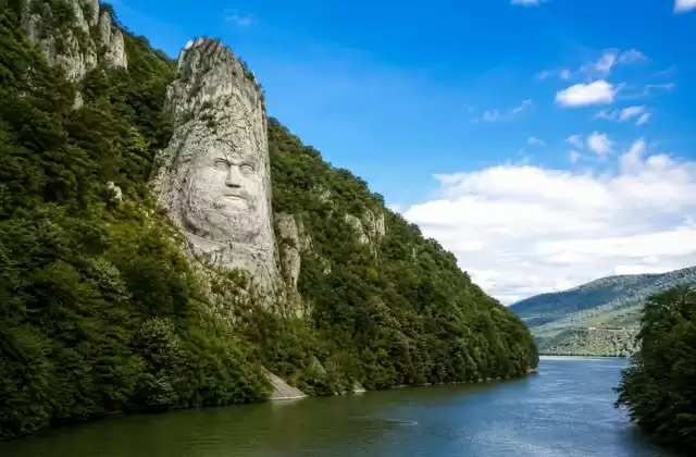 Statua di Decebalo