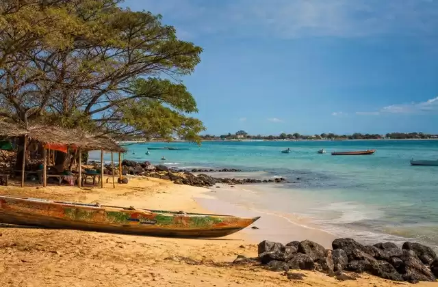 Isola di Ngor