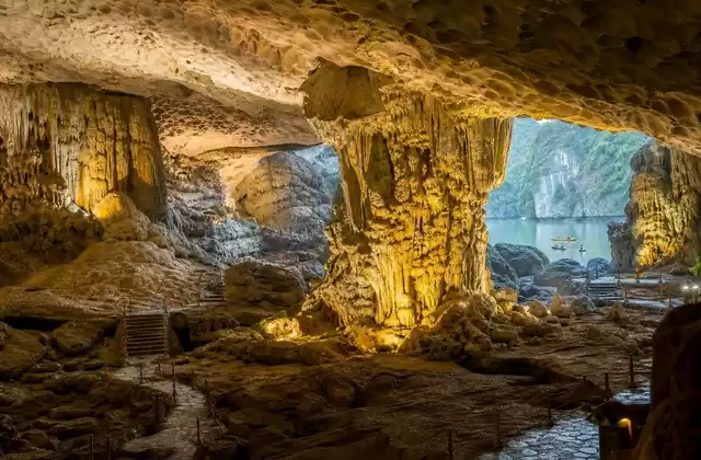 Grotta di Sung Sot