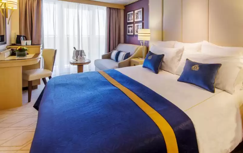 Cabina con balcone Britannia Club