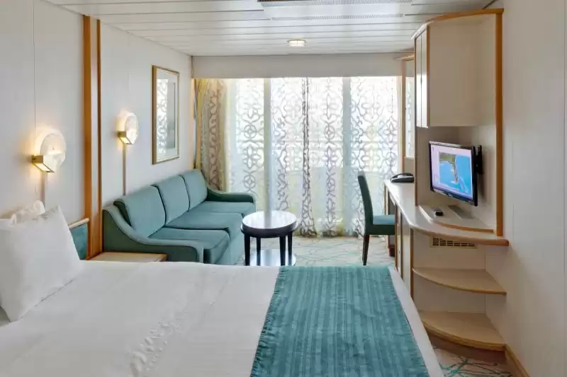 Cabina spaziosa con vista sul mare e balcone