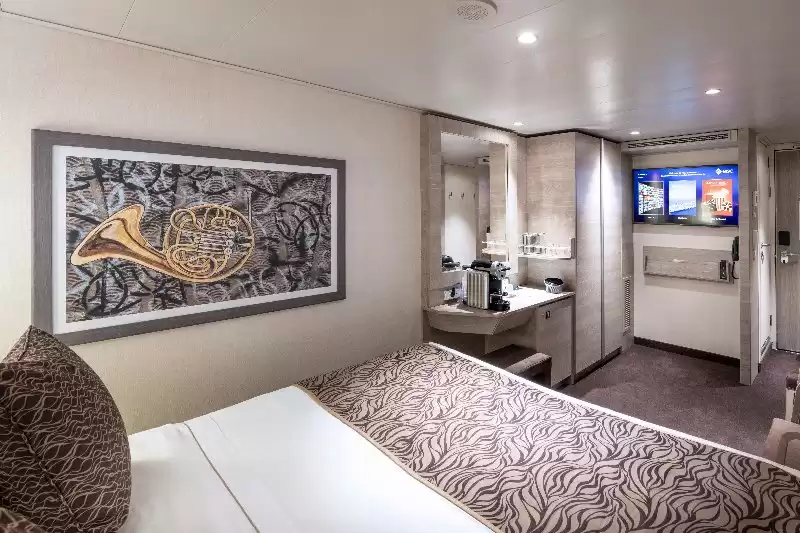 Yacht Club Suite Interna