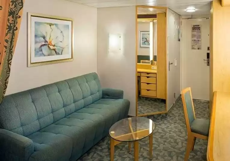 Cabina spaziosa con vista sul mare e balcone
