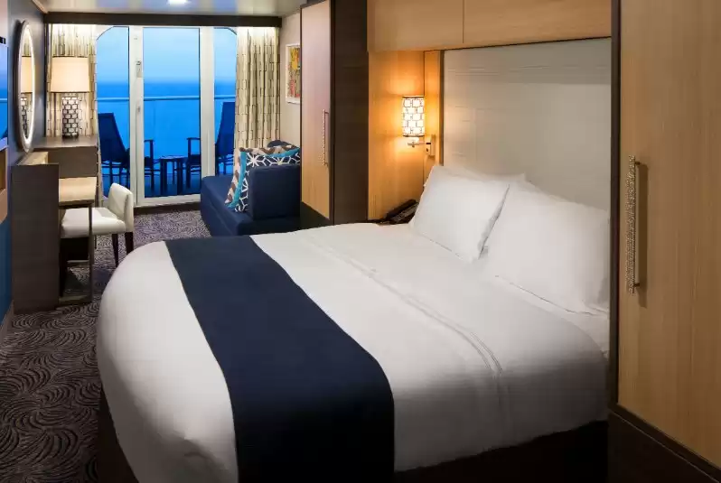 Cabina con vista sul mare ostruita e balcone