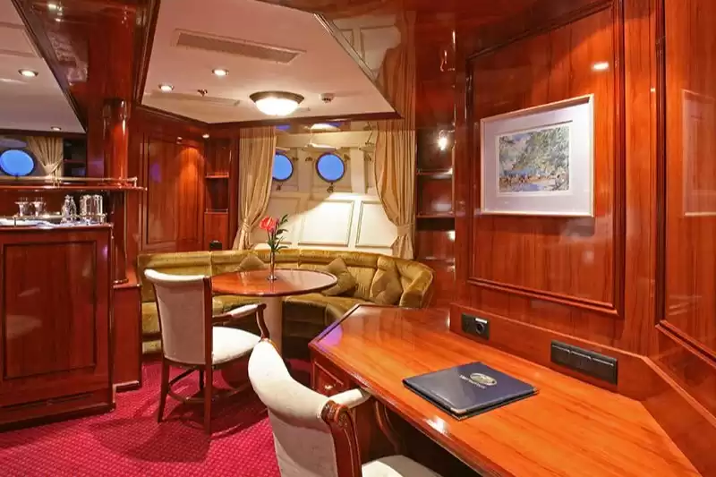 Cabina armatore - suite di lusso esterna