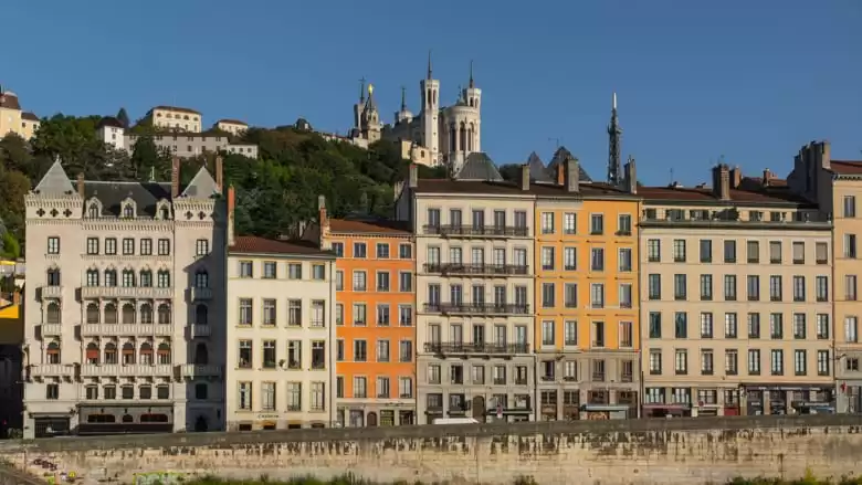 Lione